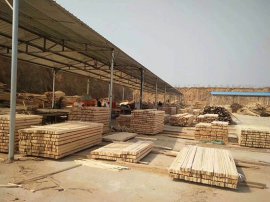 佳潤木業生產加工一角展示